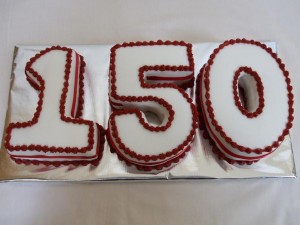 https://101basses.com/wp-content/uploads/2010/09/No150cake-300x225.jpg